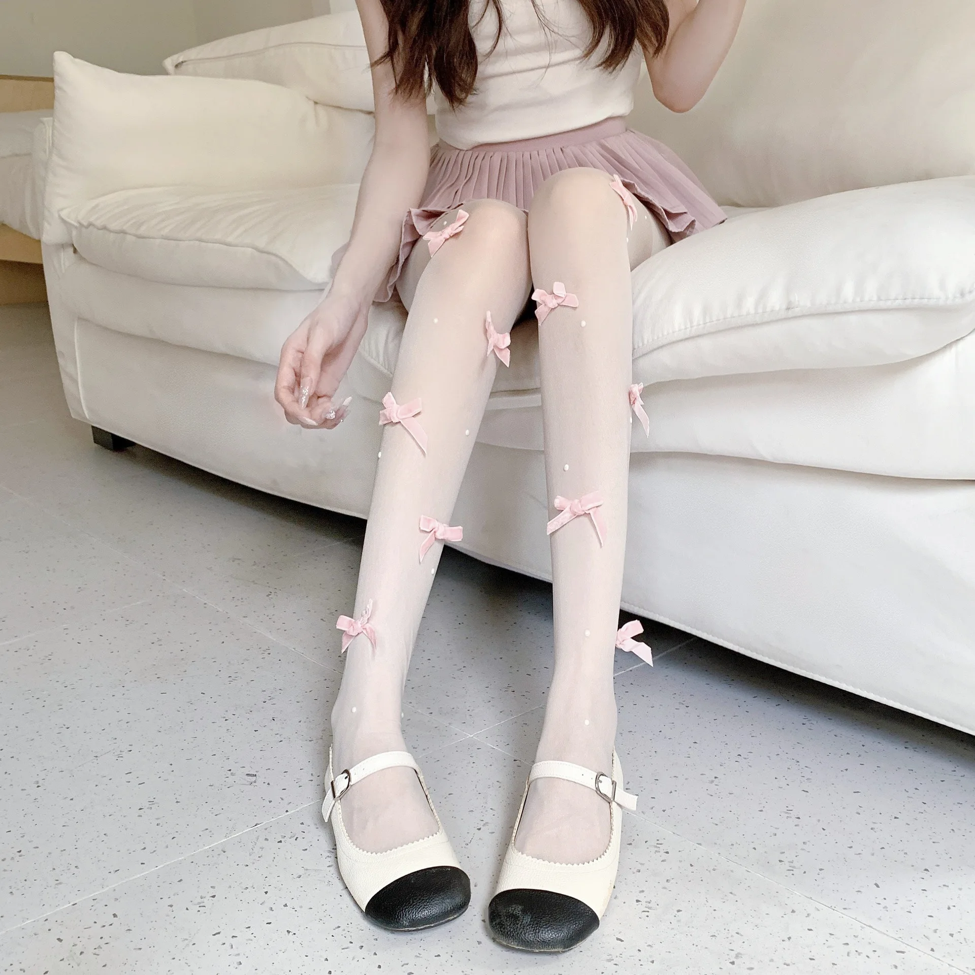 Bow Pearl White Stockings Sweet Lolita Pantyhose Sheer Tights with Pink Bowdots Female Hosiery Cosplay Costume Accessories