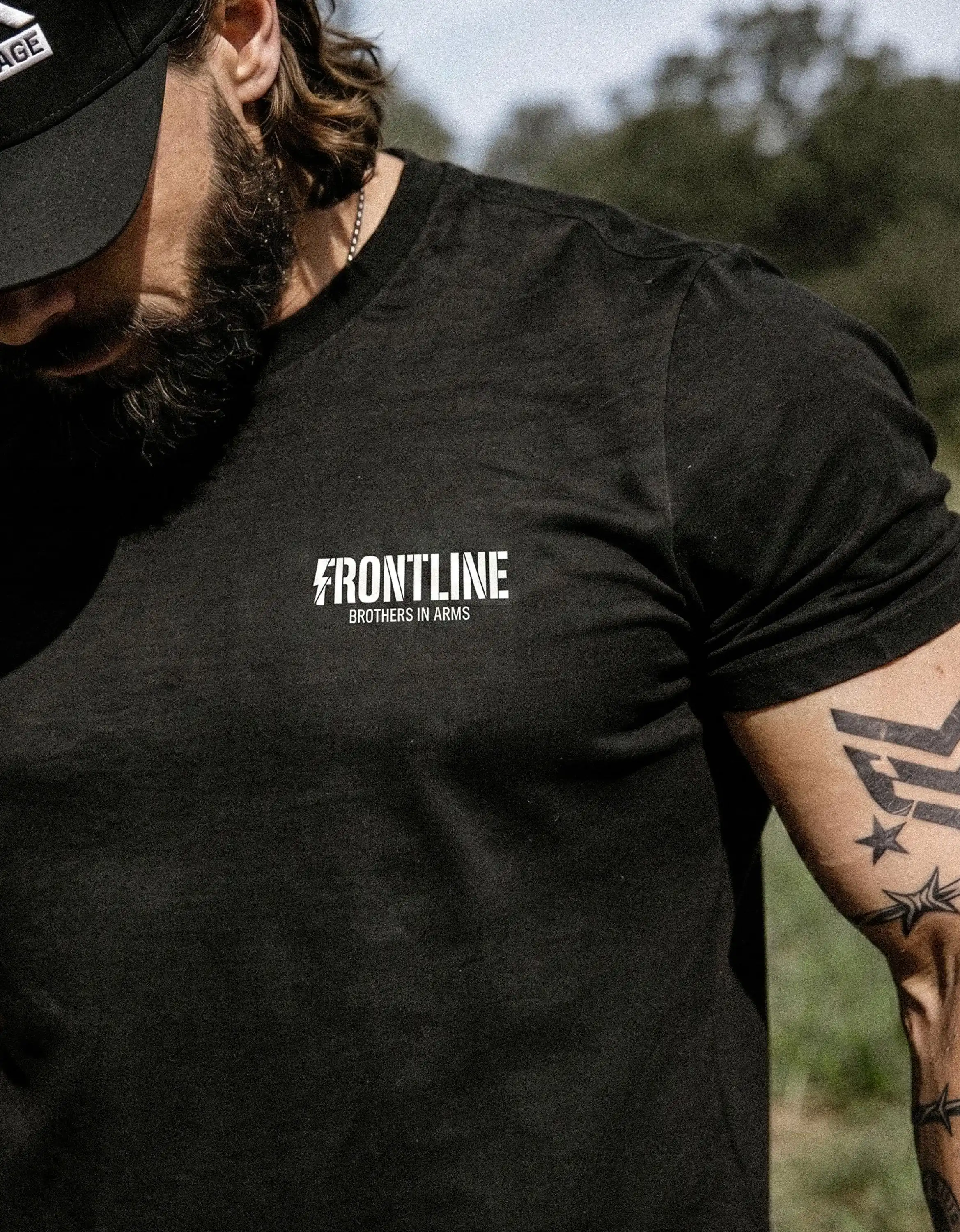 2026 New Tactical Oversized Unisex Streetwear T Shirt Frontline Brothers in Arms Vertical Text Back Print Black Tee Casual Tops