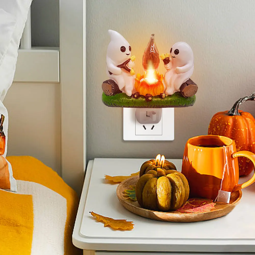 Ghost Campfire Flickering Nightlight Faux Campfire Night Light Halloween Ghost Night Light for Halloween Home Decoration Gifts