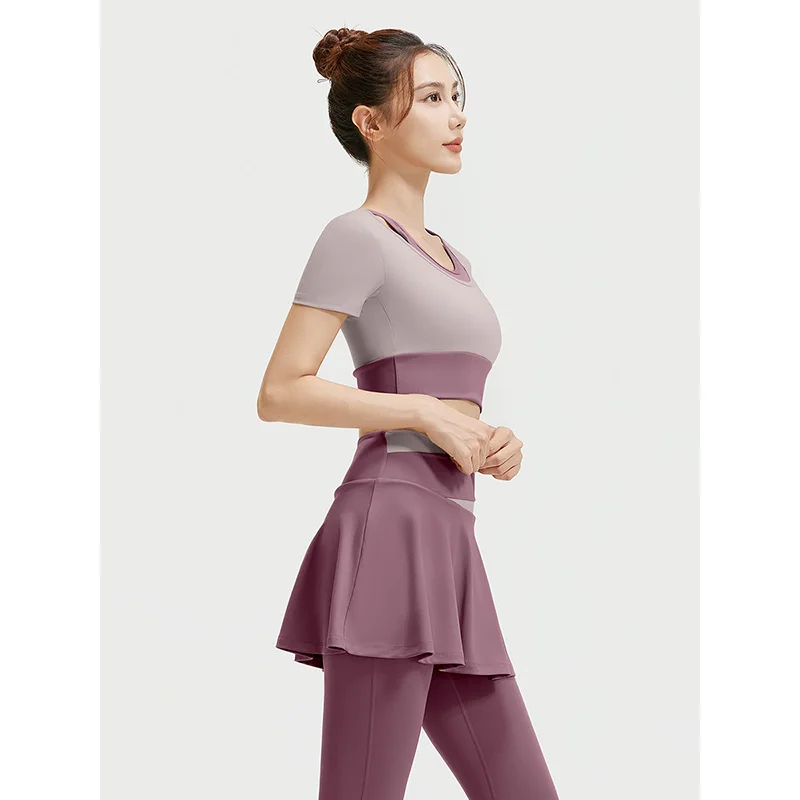 Naked High Elasticity Color Blocked Fake Two-piece Women's Yoga Set Elegant And Generous Suitable For Exercise And Daily Wear