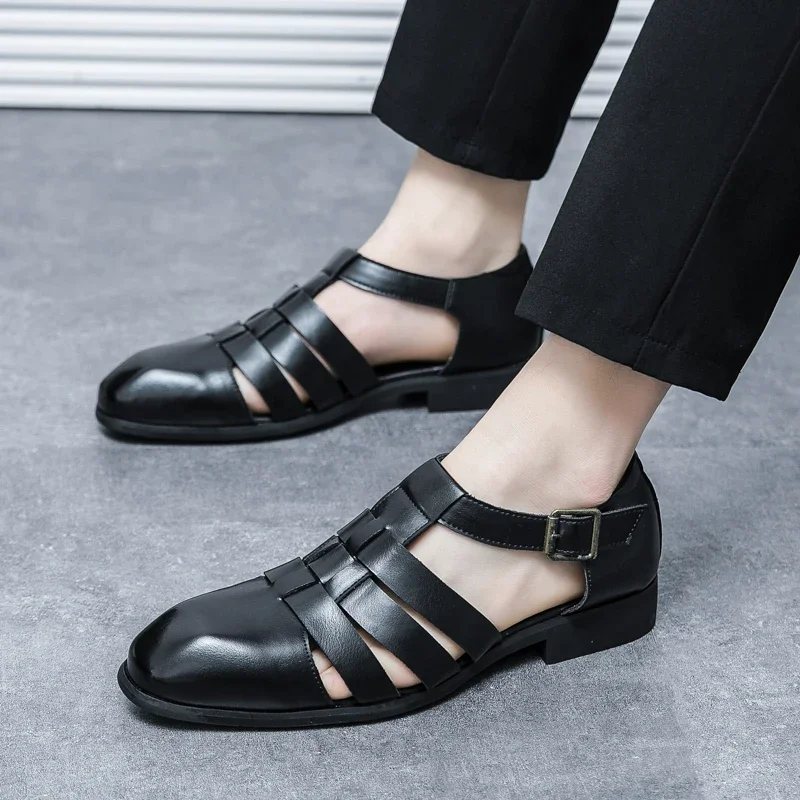 

Summer Fashion Men Sandals Gladiators Buckle Casual Shoes Man Breathable Beach Sandals Outdoor Black White Shoes for Men