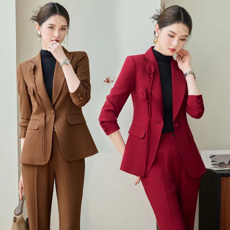

Красный профессиональный женский костюм, комплект 2025 новых модных элегантных облегающих спецодежды для поездок на работу, официальная одежда для хозяев