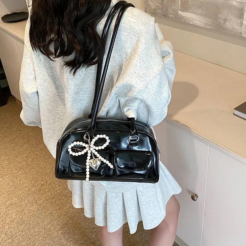 

Fashion Forward Female Bag Handbag Light Luxury Brand Portable Practical Versatile High-Capacity Elegant Temperament Use