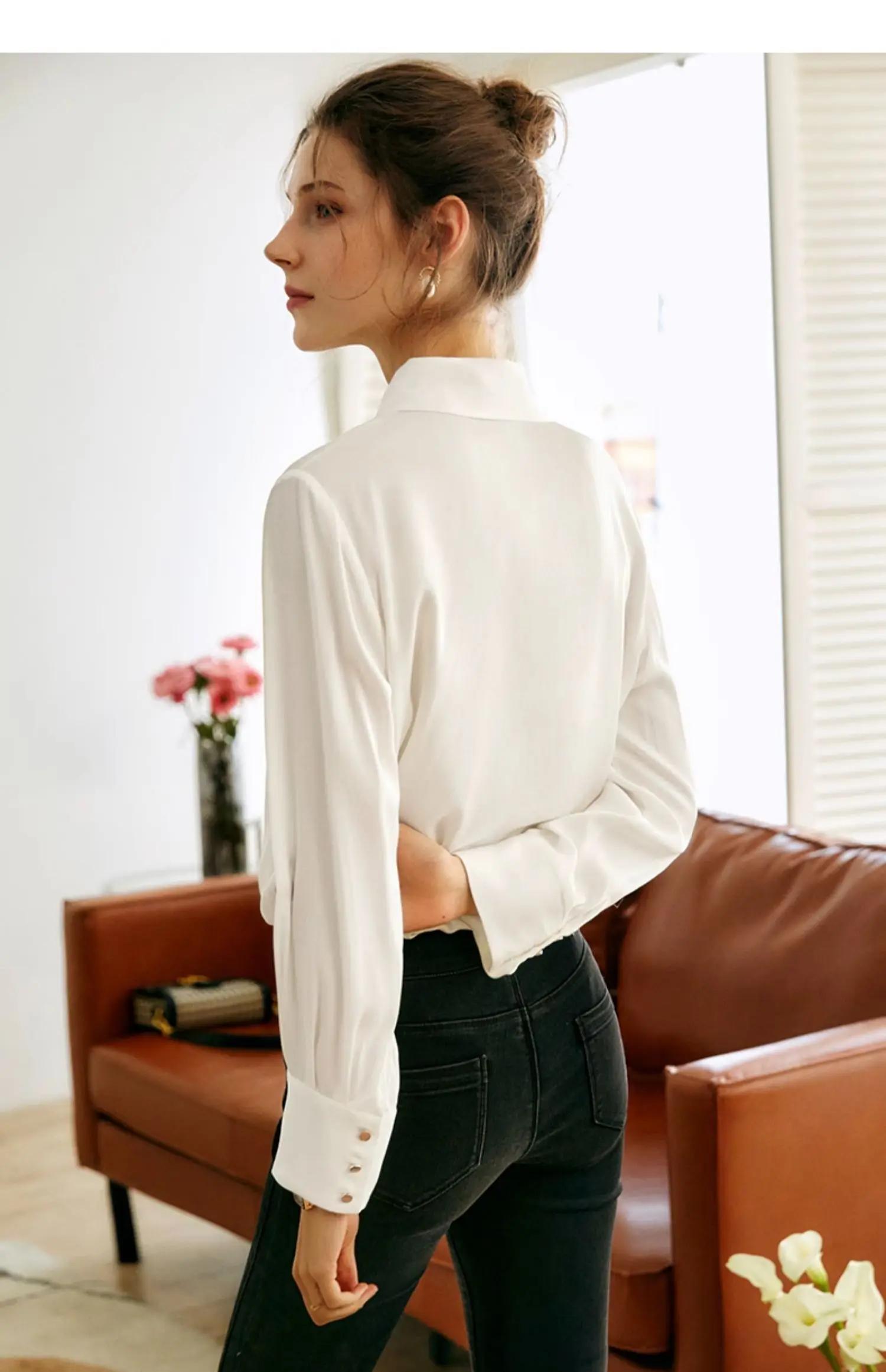 OLrain 여성 캐주얼 셔츠 2025 프랑스 솔리드 심플 포인티드 칼라 긴 소매 오피스 레이디 착용 의류 숙녀 O22CC59359