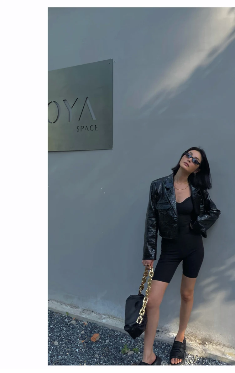 Lautaro Spring Autumn Short Cool Stylish Shiny Reflective Crocodile Print Patent Pu Leather Jacket Women Runway Fashion 2023
