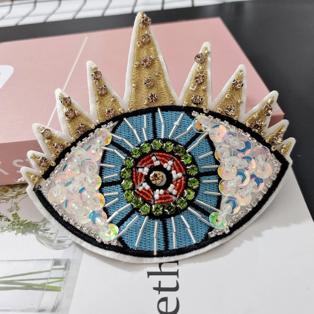 1 قطعة القلب الخرز الترتر القلب شكل العين شارات الموضة زين المطرزة مطرز التصحيح للملابس #3