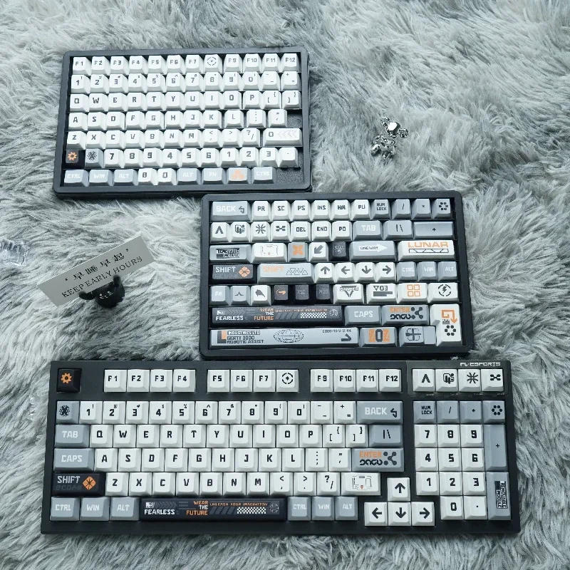 Toekomstige productie Thema Keycaps Set PBT Sublimatie Cherry Profile Keycaps voor mechanisch toetsenbord Originele aangepaste sleutelkappen