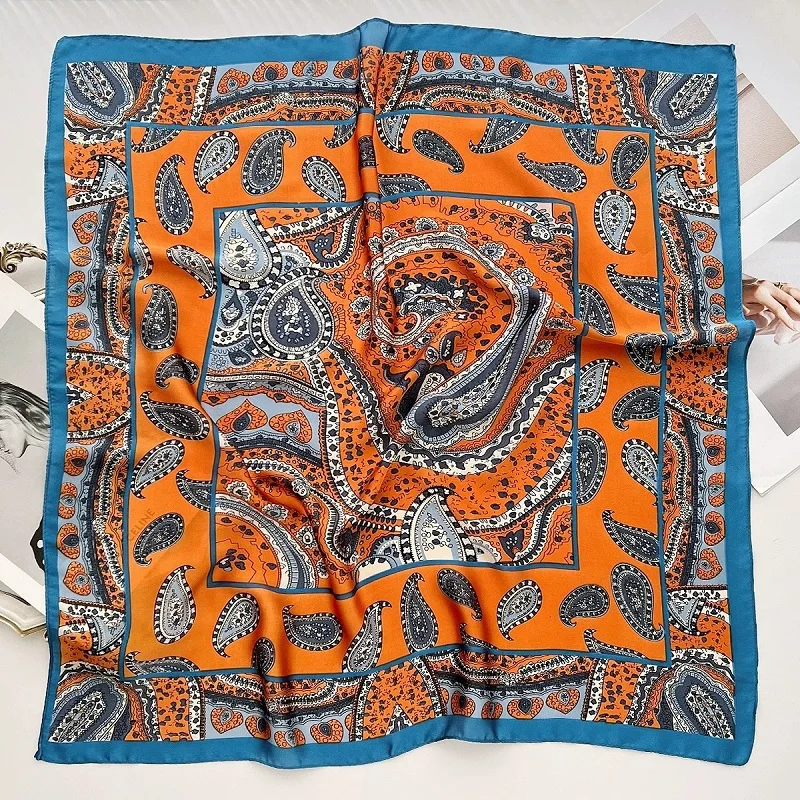 Neue Seidenschal Halstuch Damen Seide Quadratischer Schal Geldbörse Luxusschal für Frauen Designer Seidenkopftuch SJ01