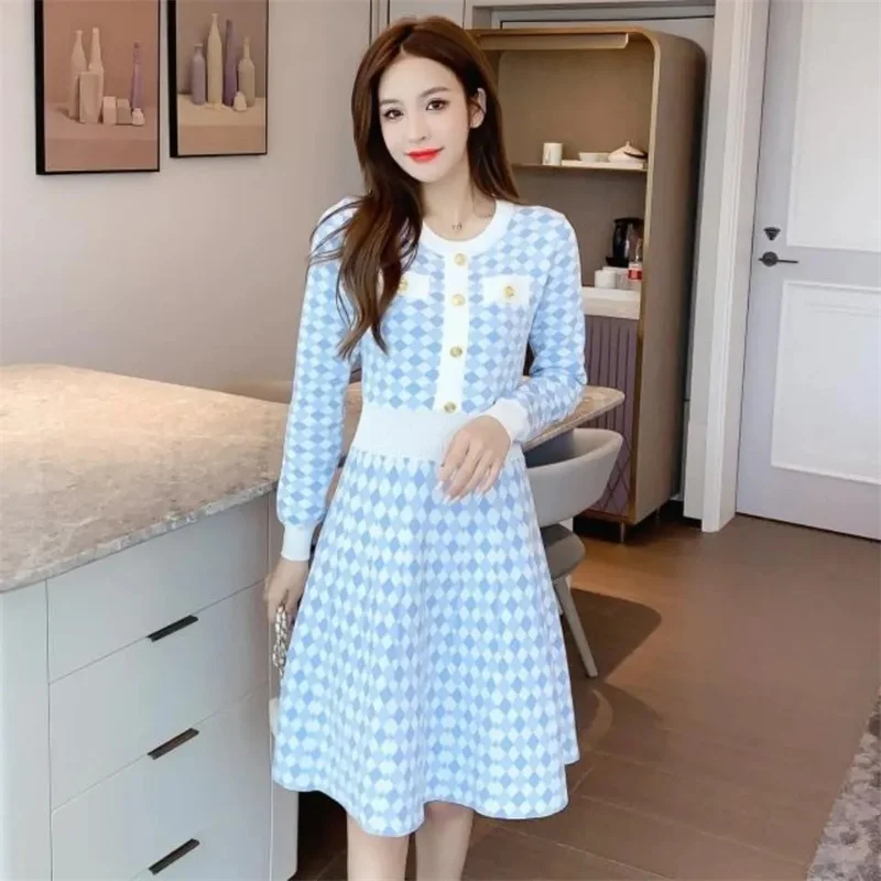 2024 New Autumn Winter Women\'s Joker Slim Waist Dress Korean Temperament Highend Knitted Bottoming Sweater Dresses