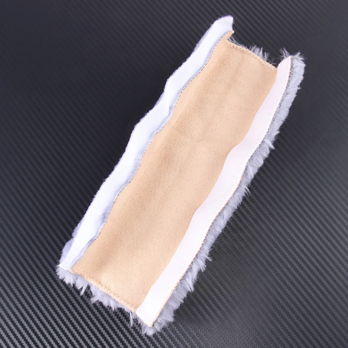 

Pair of Grey Artificial Sheepskin Shoulder Pads Comfortable Driving Strap Cover Shoulder Pads