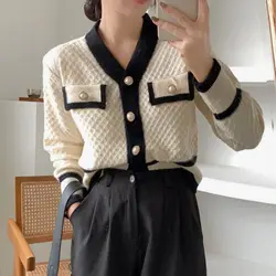 French Knitted Cardigan Coat Women Autumn Winter Vintage Noble Qualities Short Sweater 2023 New Crop Top Chic Texture Y2k