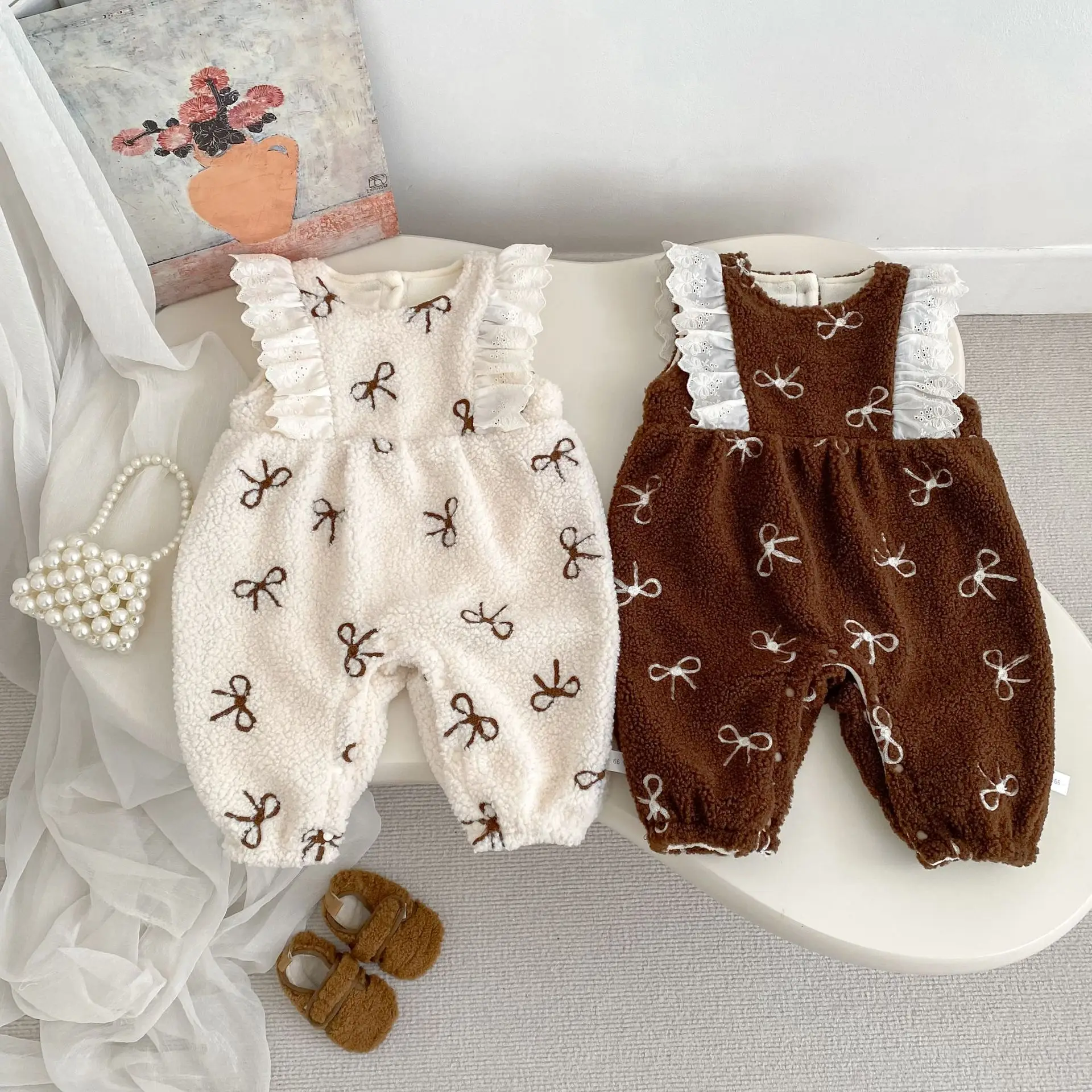Winter New Baby Fleece Romper Infant Girl Sleeveless Bow Print Jumpsuit Plus Velvet Thick Toddler Girls Warm Overalls 0-24M  123