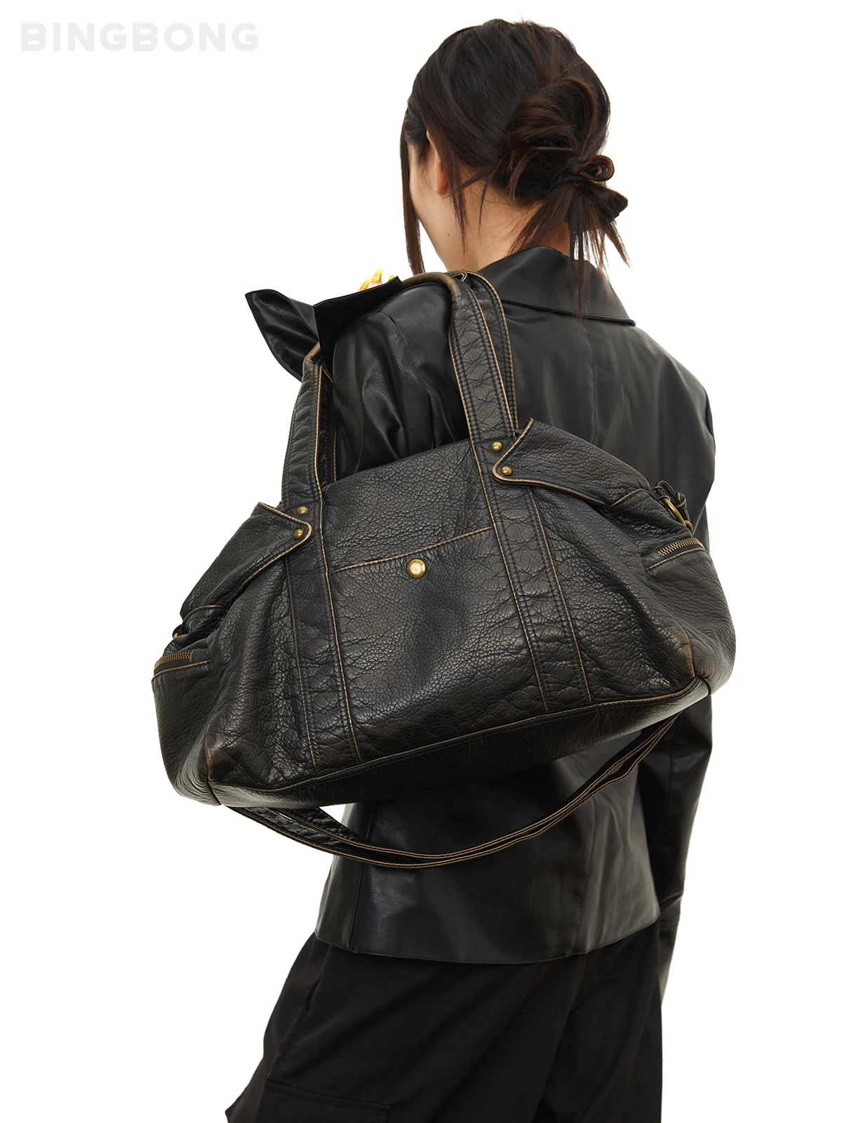 

Retro American large messenger bag, medieval retro niche commuting large-capacity tote bag