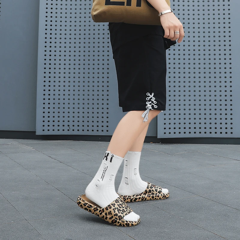 New large-sized high-quality EVA rubber plastic leopard print couple flip-flops