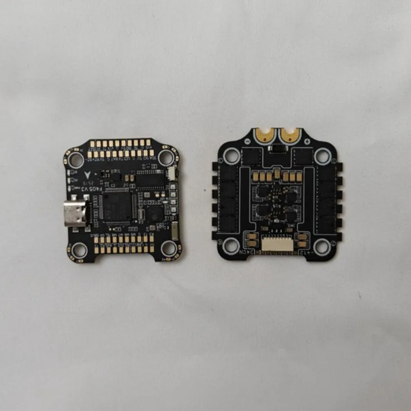 SpeedyBee Mesmo Controlador de Voo F405 V3 50A 4 em 1 Pilha ESC com BLHeli_S 32bit Suporte 3-6S para FPV Freestyle Quadcopter