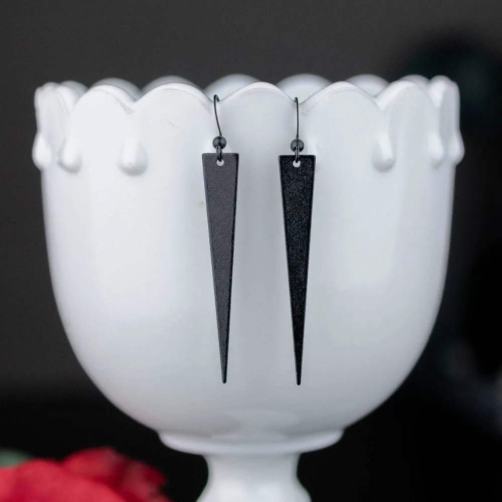 Gothic Personality Black Geometric Inverted Triangle Shape Long Rivet Dangle Earrings for Women Men Hip-hop Punk Jewelry Gifts