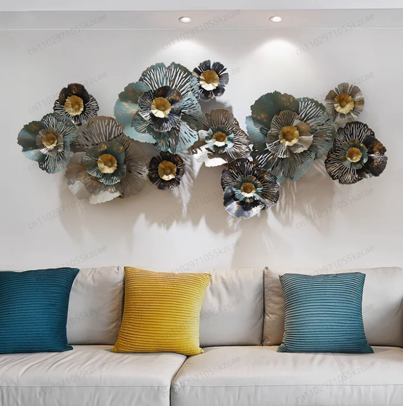 

Home Hanging Decoration Iron Gold Wall Hanging Decoration Club Flower Decorative Wall Pendant Light Luxury Hollow Wall Hanging