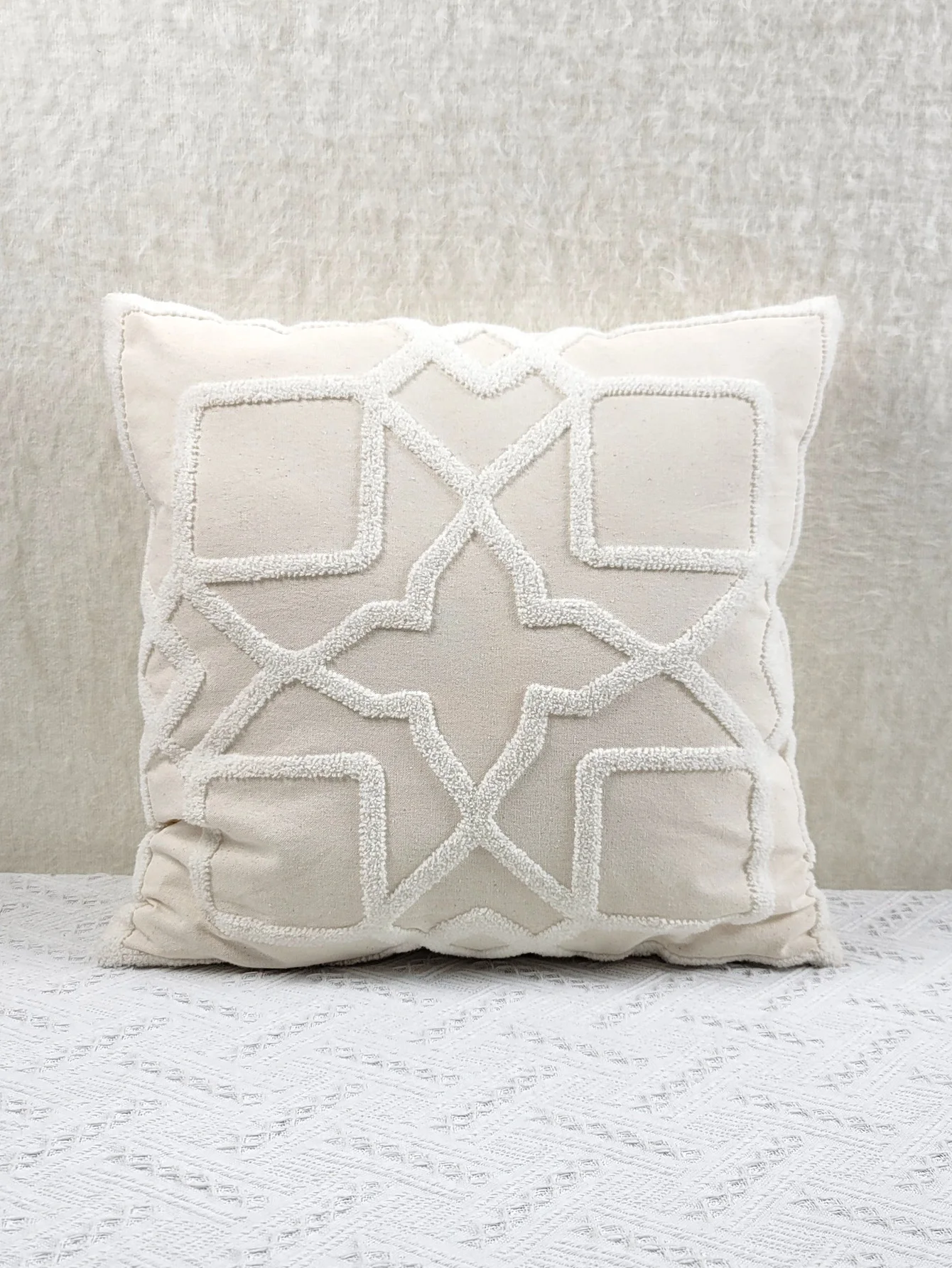 1pc, Geometric Pattern Exquisite Towel Embroidery Home Decoration Cushion Throw Pillow Cover, Pillow Insert Not Included