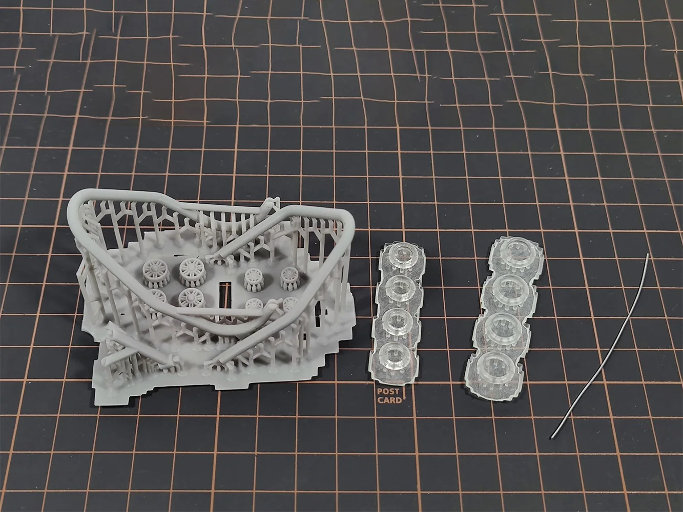 

3D-печатная модель мотоцикла GP в масштабе 1/12: передние и задние подъемные рамы, аксессуары и инструменты для самостоятельной сборки, для хобби и моделирования ﻿