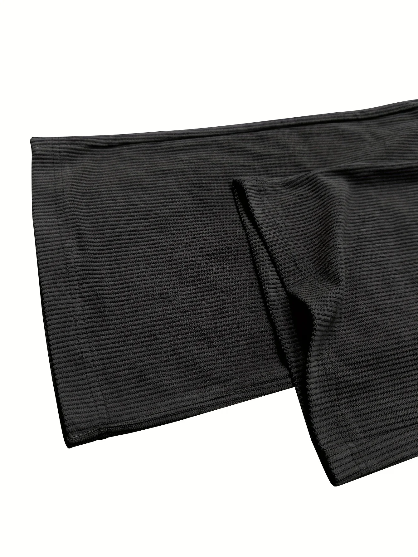 Herren-Cordhose mit weitem Bein, ideal für Herbst und Winter, mit elastischem Bund und Kordelzug sowie kleinem Aufnäher, locker fallende, gerade geschnittene Hose, bequeme Alltagshose für Herren. – Detail 3