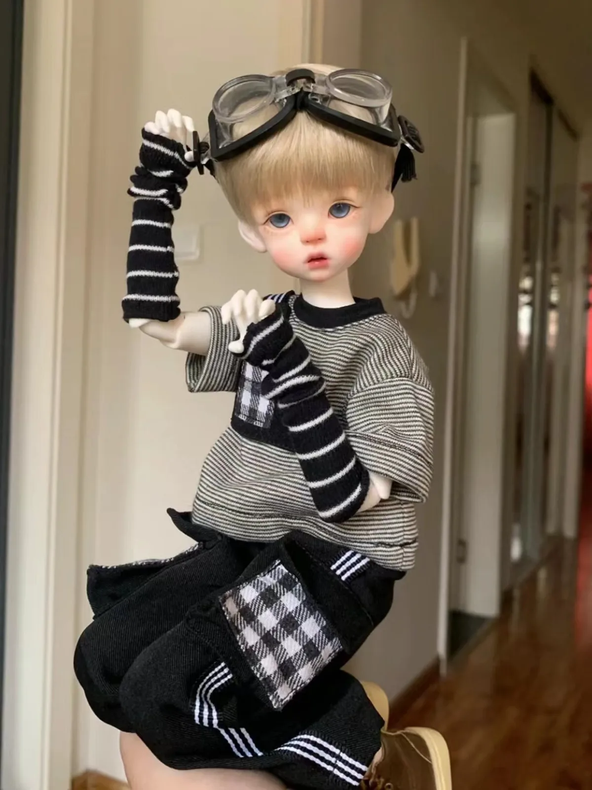 New luoBJD 1/4 35cm KOI SOO mia flynn male body mode cool birthday present for girls boys spot