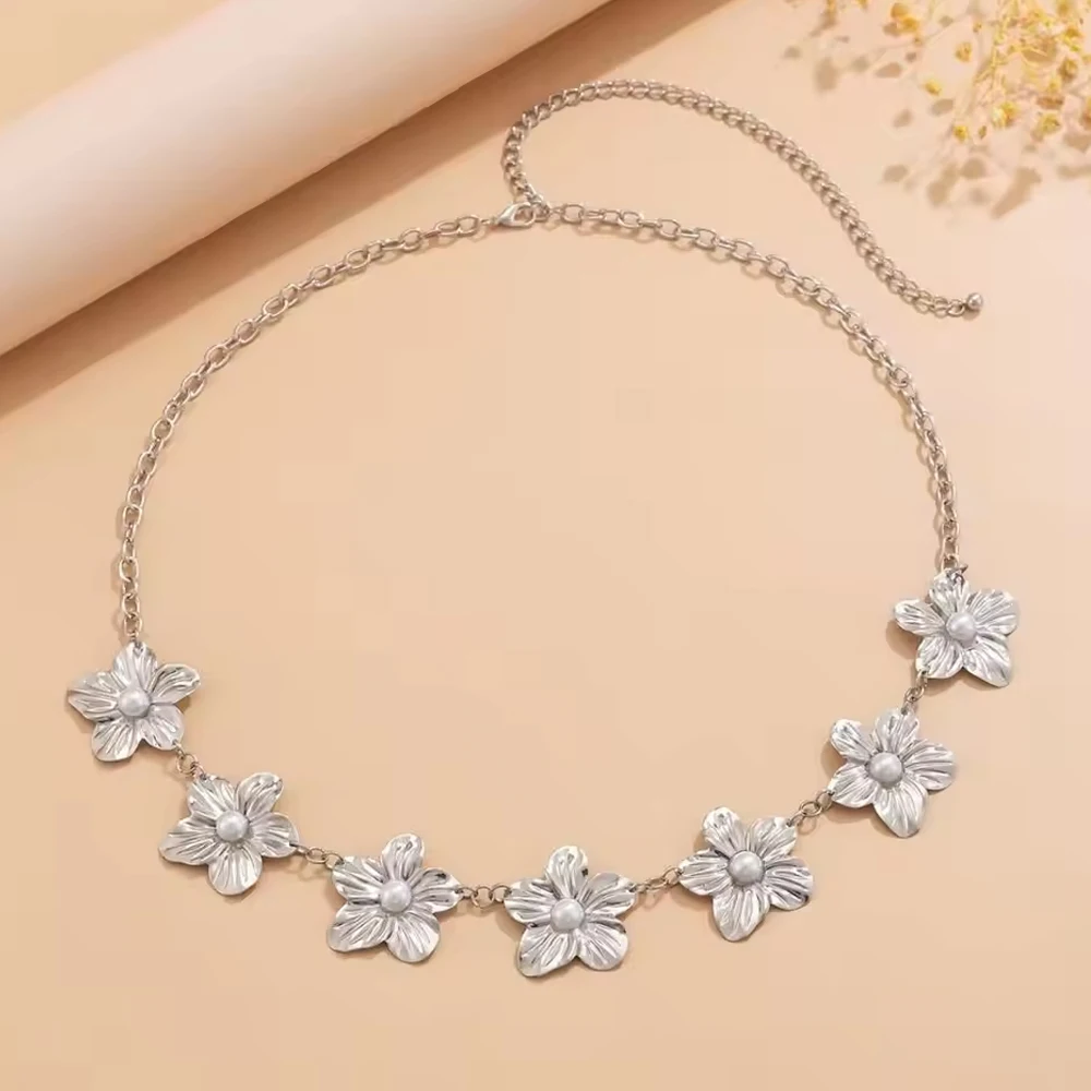 Summer Hot Sale Fashion Punk Women's Waist Chain Adjustable Metal Petal Flower Retro Waist Chain Gold/Silver Punk Chain Belt view 5