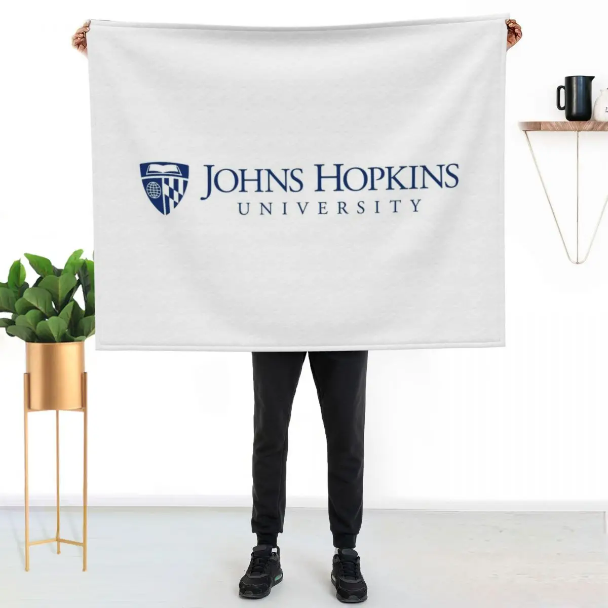 

Johns Hopkins University logo Throw Blanket Plush Fuzzy Cozy Blanket for Couch Sofa