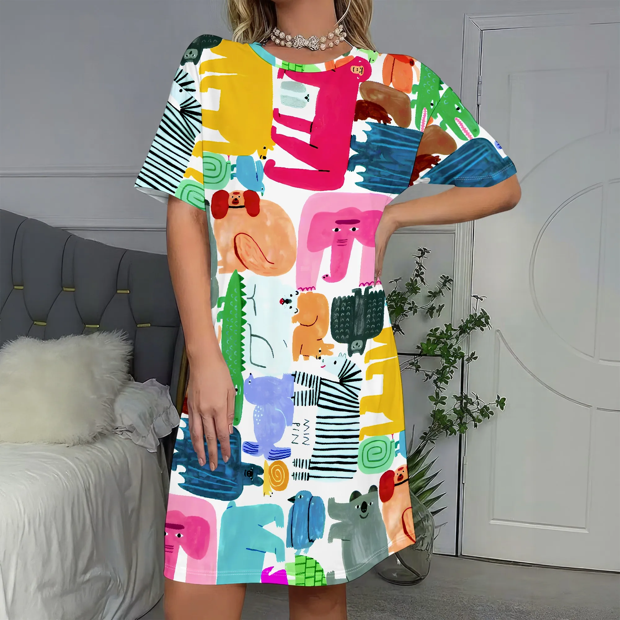 

Abstract Art Print, Short Sleeve Dress, Colorful Cartoon Animals, Boho Summer Style, Women's Casual T-Shirt Dress, S-2XL