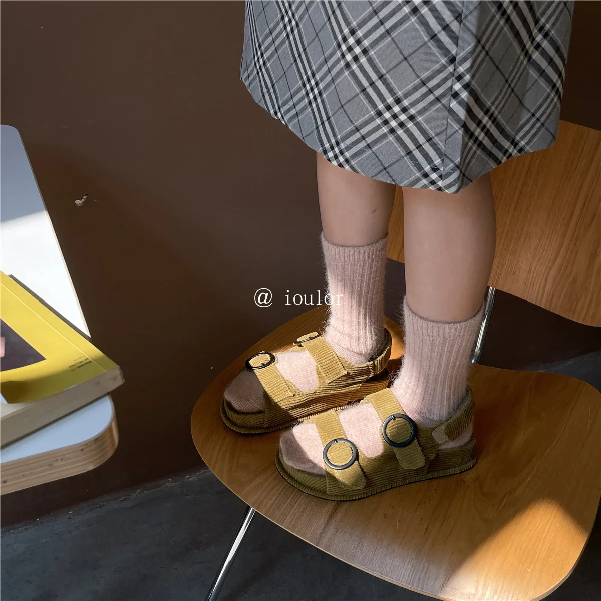 Sock Leisure Ankle Crew Fuzzy Thick Rabbit Fur Striped Winter Warmth Solid Color Pile Versatile mid-calf Socks B2W110