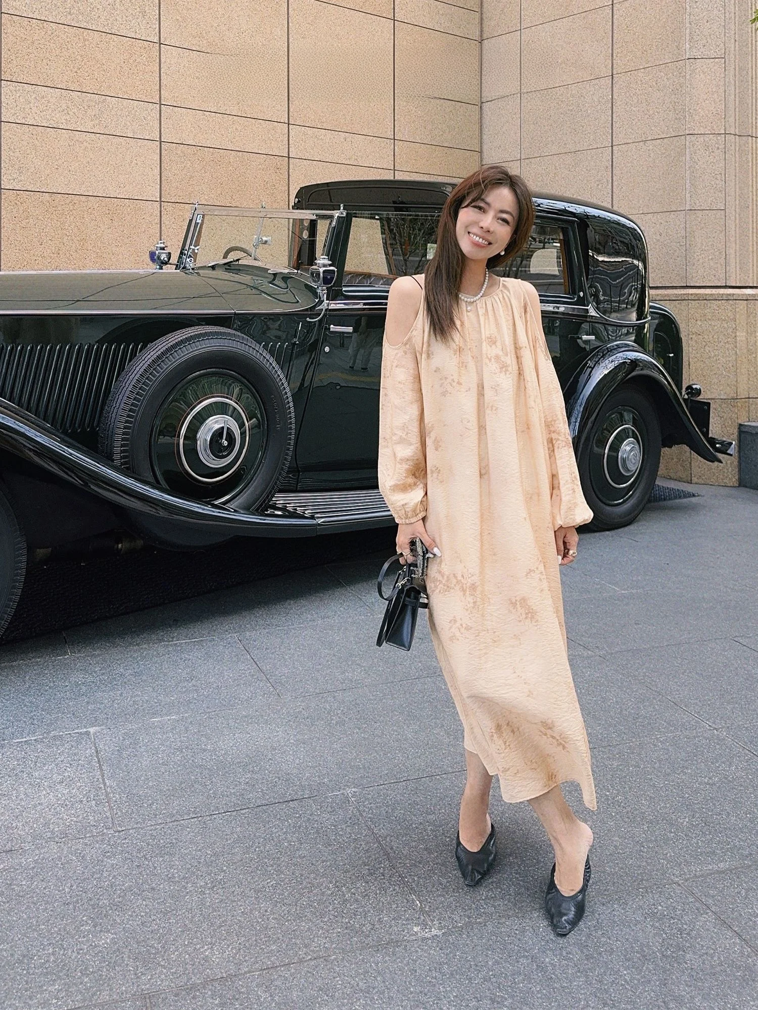 

New Chinese Style Printed Long Sleeve Bridesmaid Dress Shoulder Bared H-Line Summer Casual Wear Yellow Apricot Backatone