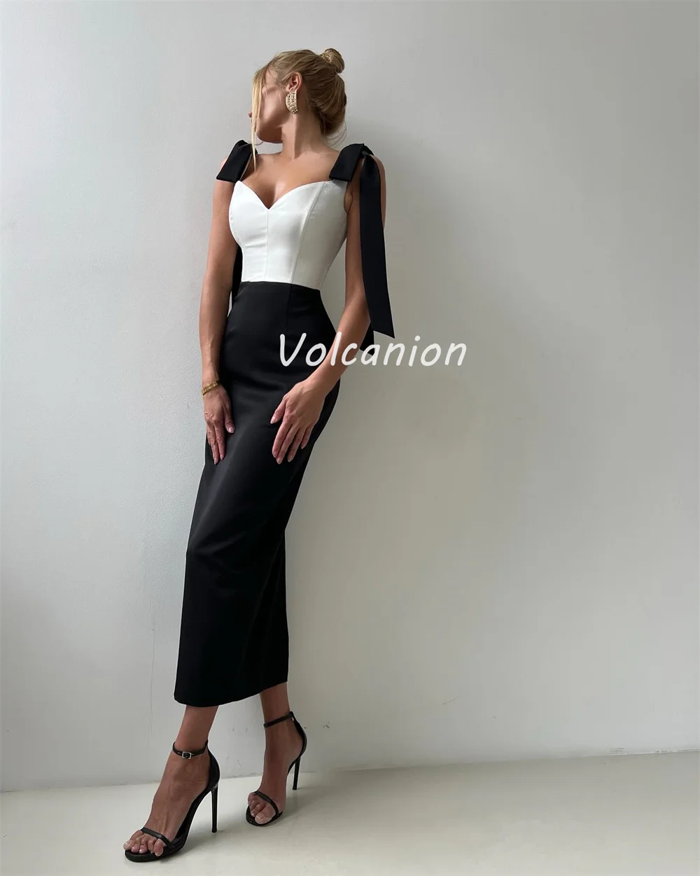 カスタマイズされたモダンなスタイルのサイズが利用可能ジャージーボウリボンシャーリングストレートティーレングスドレスオーダーメイドオケージョンドレス複雑