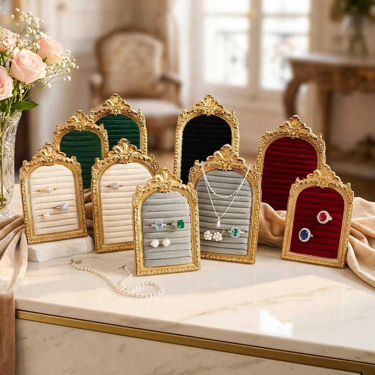 Retro Arched Frame Jewelry Storage Rack Three-dimensional Golden Frame Velvet Ring Box Earrings Display Stand Home Decoration