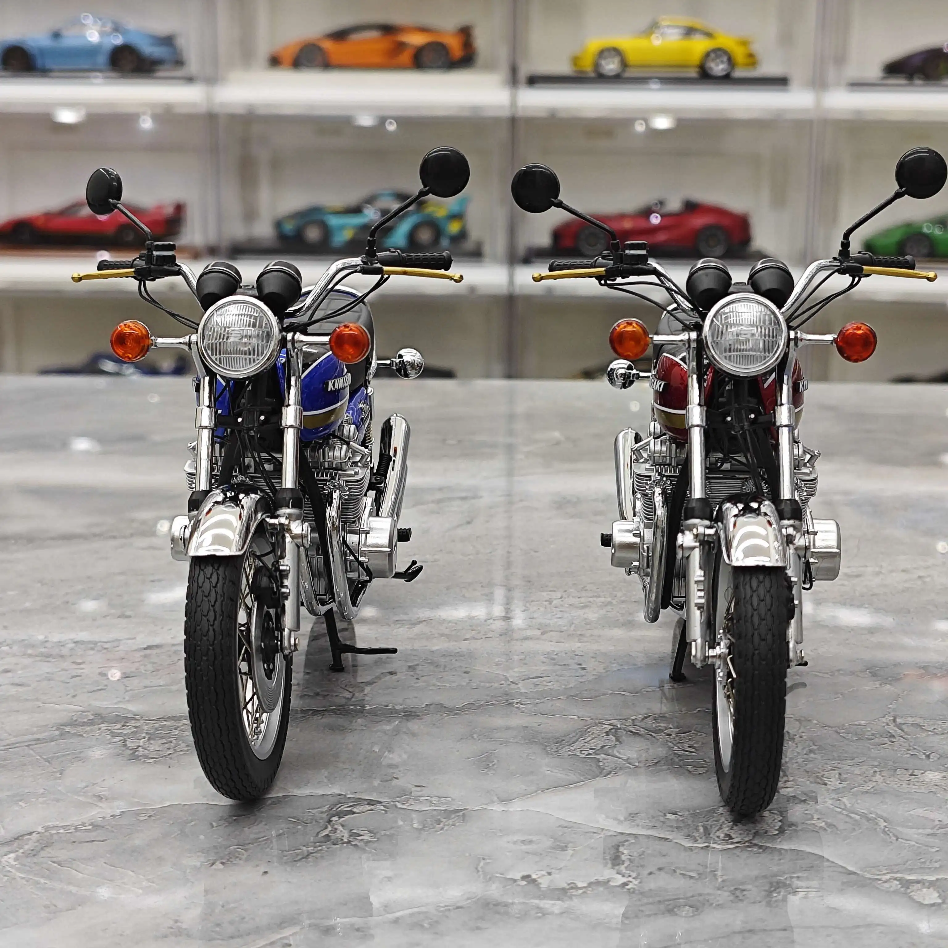 Minichamps 1:12 Z1 900 SUPER 4 1972 Simulação Edição Limitada Liga de Metal Estático Modelo de Motocicleta Brinquedo Presente