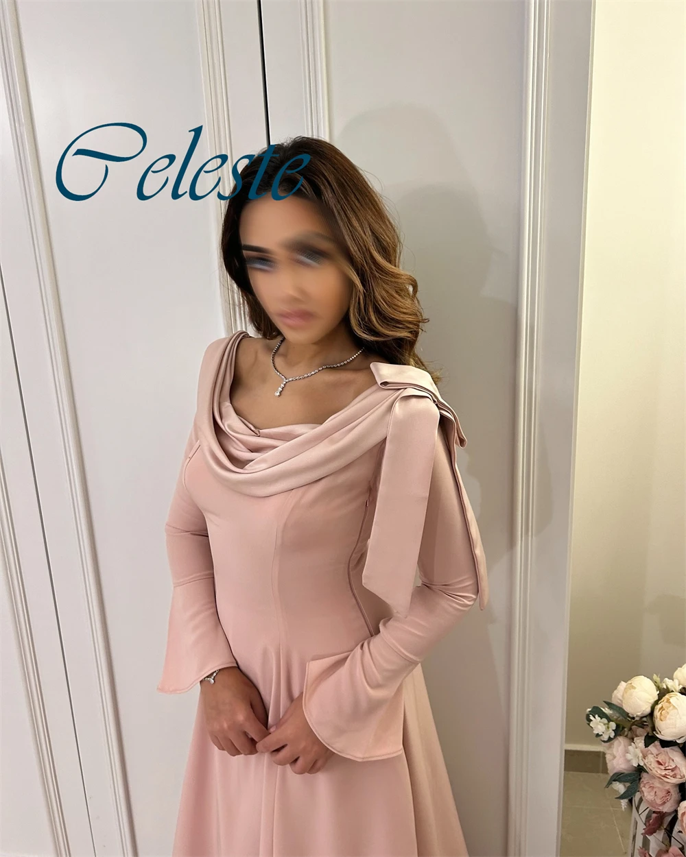 فستان سهرة مخصص بطول الكاحل من الساتان وأكمام مضيئة كلاسيكي للمناسبات الخاصة بمزاج فيستدو دي فيستا