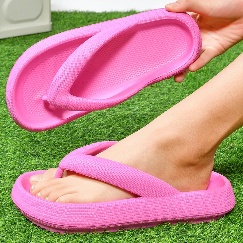 Womens Slippers Soft Sole Platform Flip Flops Women 2024 Summer Beach Non Slip Men Slippers Coulple Thick Sole Bathroom Slippers