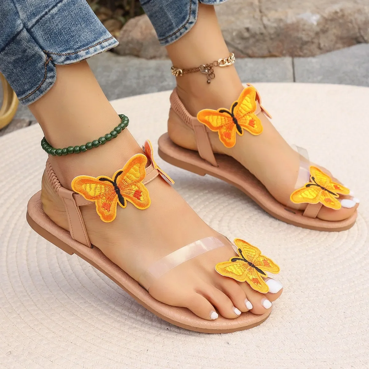 Sandalias planas con punta de pellizco para mujer, zapatos de diseñador de lujo con decoración de mariposa, novedad de verano, 2024