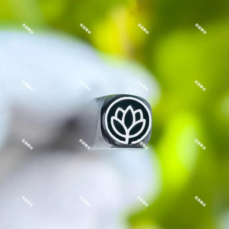 Neuer Lotus-Stahl-Siegelmeißel, Handgeführter Stahl-Siegelmeißel, Messer zum Aufprägen von Armbändern, Werkzeug für individuelle Stahlsiegel – Detail 4