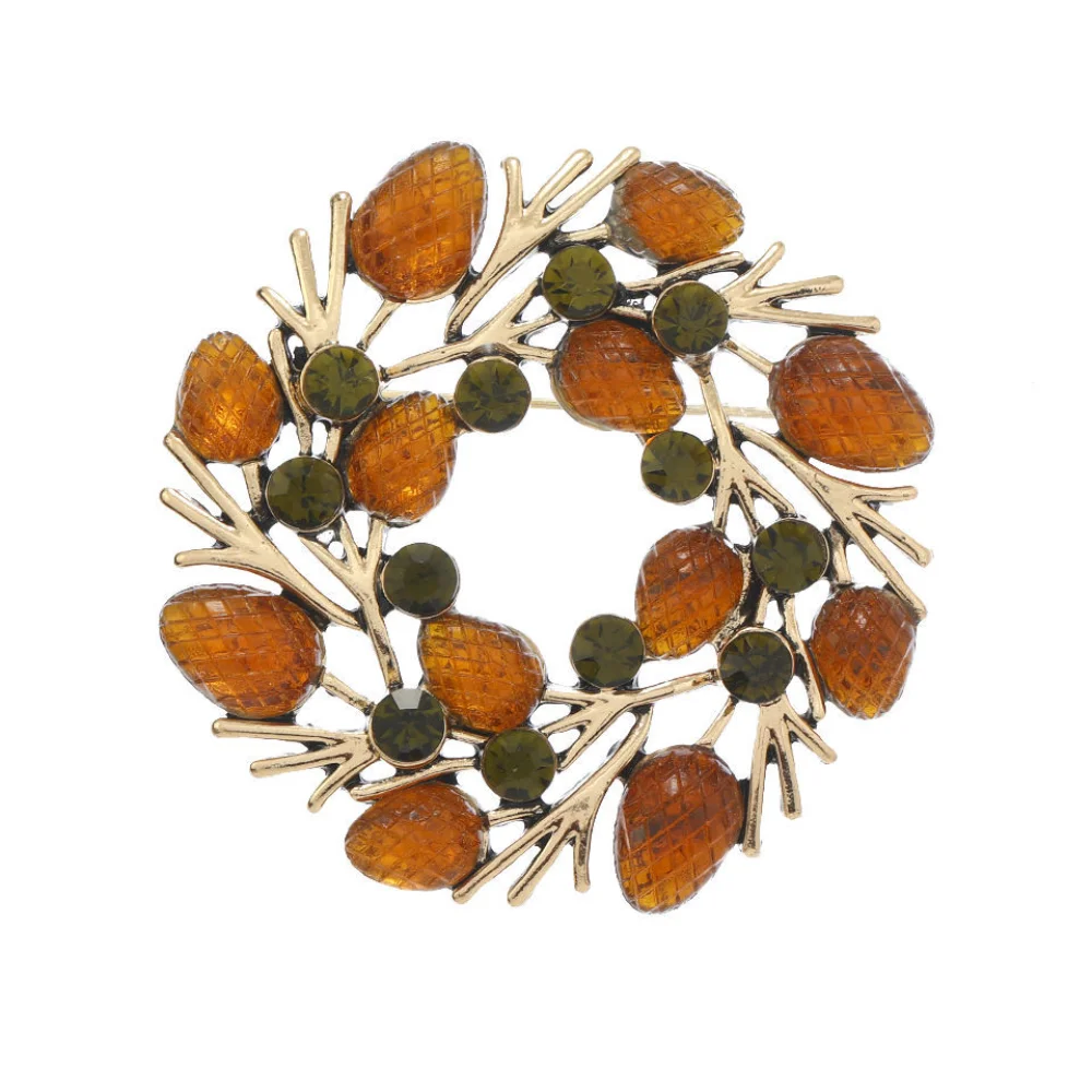 Vintage Pine Wreath Brooch Amber Full Diamond Pin Workplace Commuting Suit Coat Temperament Pins Decoration Accessories