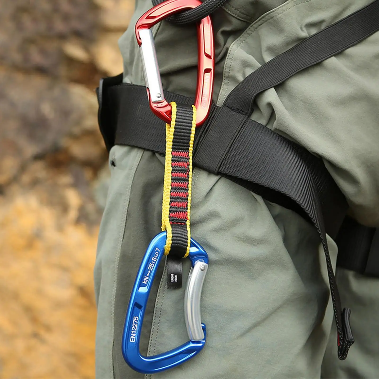 อุปกรณ์คล้องเชือกสำหรับปีนเขา คาราไบเนอร์สำหรับปีนเขา อุปกรณ์เสริมสำหรับการปีนเขา ควิกดรอว์สำหรับการผจญภัยกลางแจ้ง แคมป์ปิ้ง เดินป่า และการเดินทาง