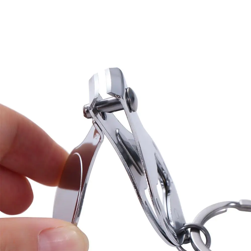 3 in 1 Nail Clippers Keychain Toenail Pedicure Multifunctional Bottle Opener Kering Carbon Steel Round Shape