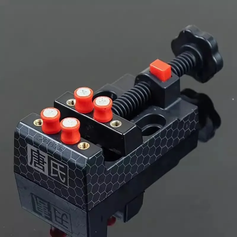 Small Bench Vise Clamp Tool, Adjustable Work Holder for Drilling and Carving, Positioning Fixing Device for DIY Workshop