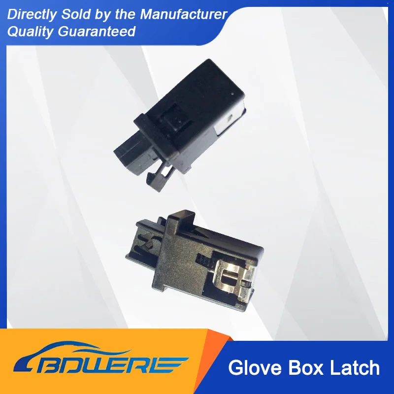 FOTON - Middle Glove Box of Aoling CTS, Aumark S3 and S1 - Lock Buckle of Storage Box Latch L0535018060A0