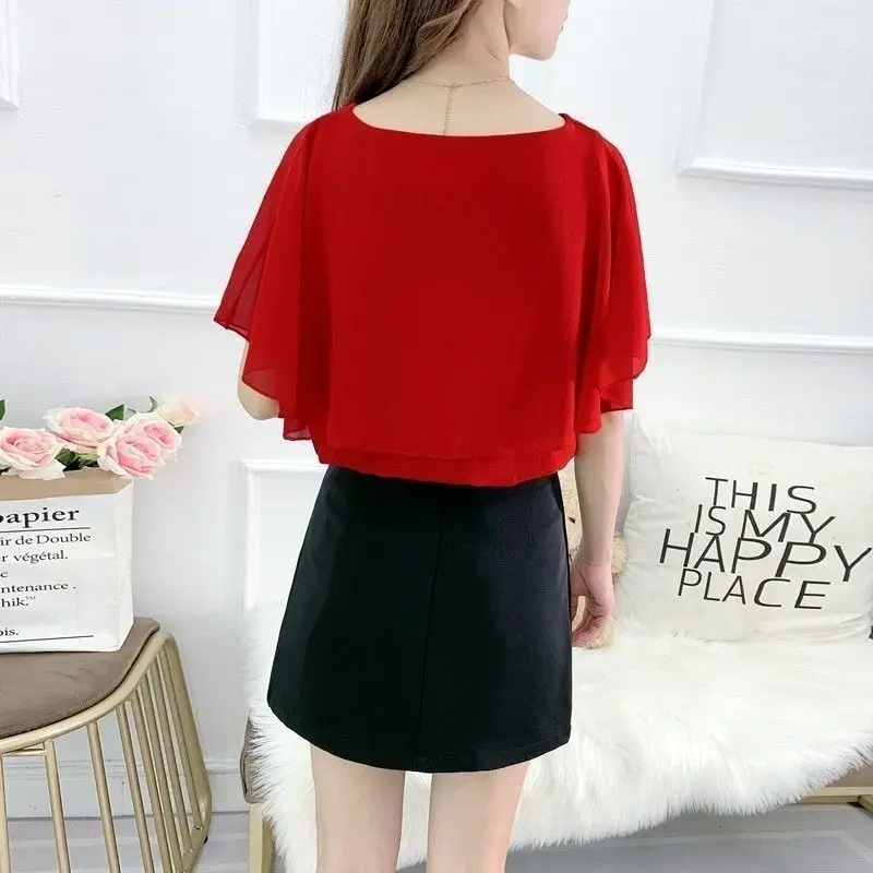 2023 New Summer Fashion Trend Commuting Minimalist V-neck Ruffled Edge Elegant Temperament Fresh Solid Color Versatile Shirt