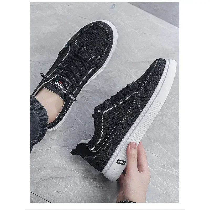 Men's White Casual Sneakers 2024 Autumn Vulcanized Shoes Boys Tenis Sport Shoes Male Sneakers Soft Sole Men Walking Shoe