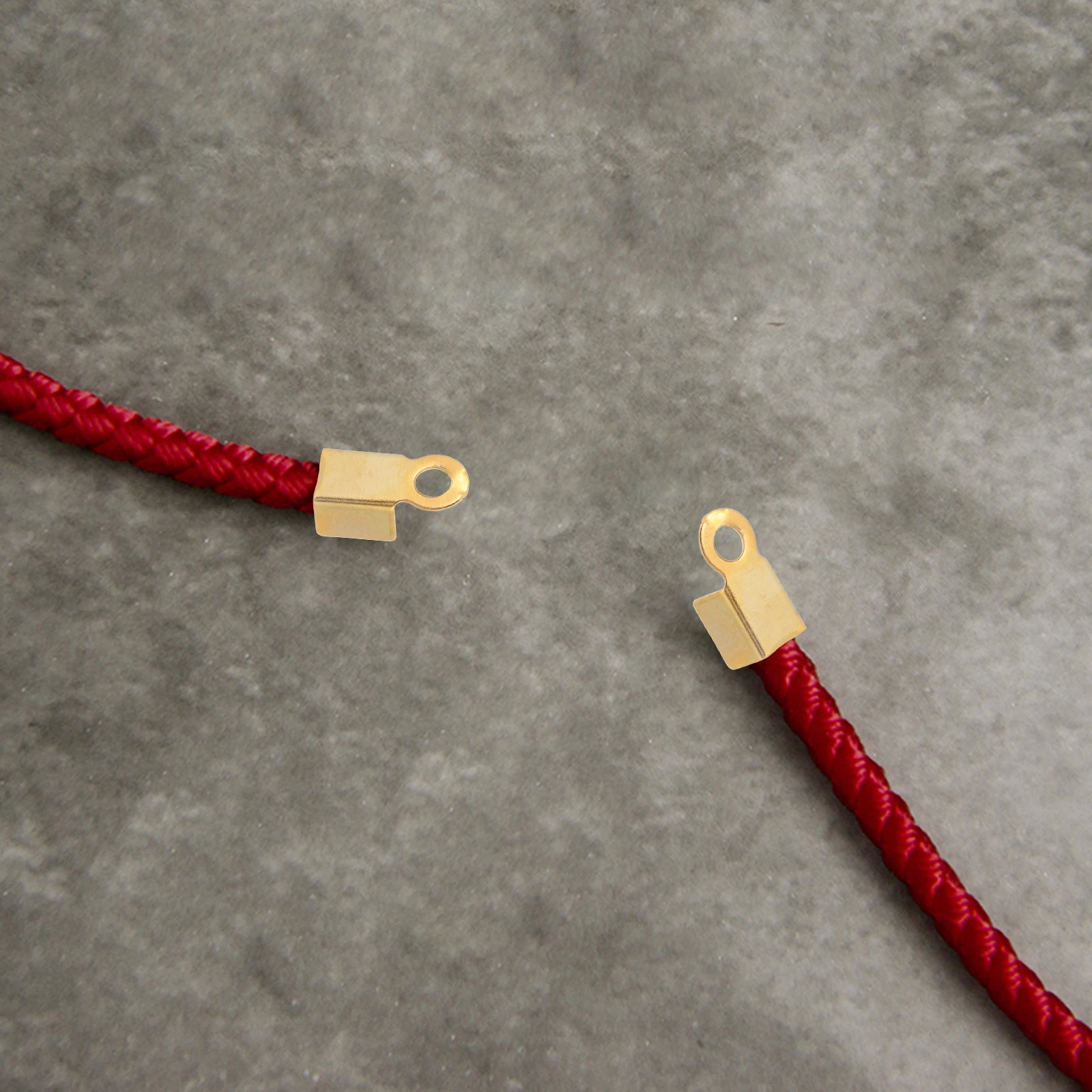 

500 Pcs Glossy Side Clip Aluminum Ribbon End Crimps Cord Ends Clamps Bracelet Rope for Jewelry Making Caps Fold