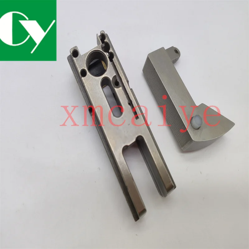 

High Quality 52/8 S Stitcher Head Parts