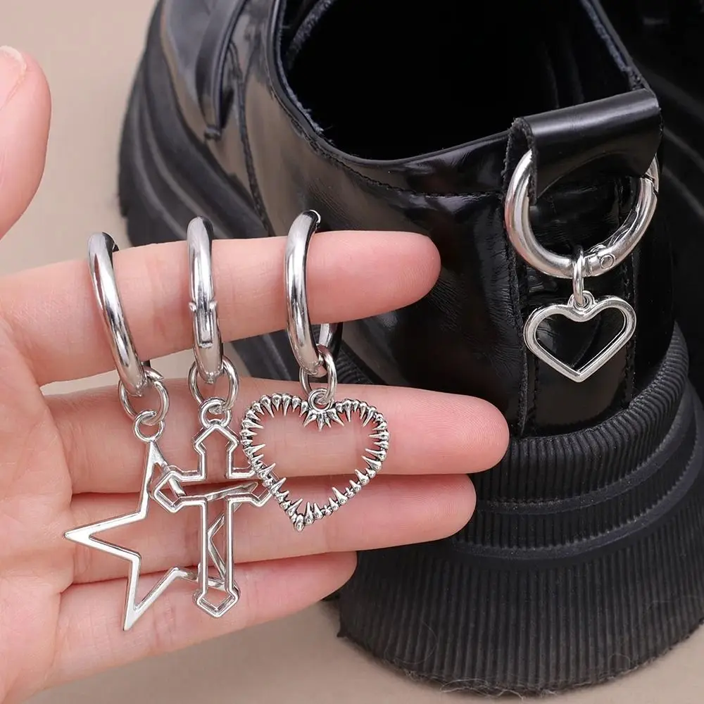 

2Pcs Durable Shoes Accessories Shoes Buckles Shoes Decoration Punk Boots Snap Hook Party Jewelry Metal Big Stars Hearts Pendant