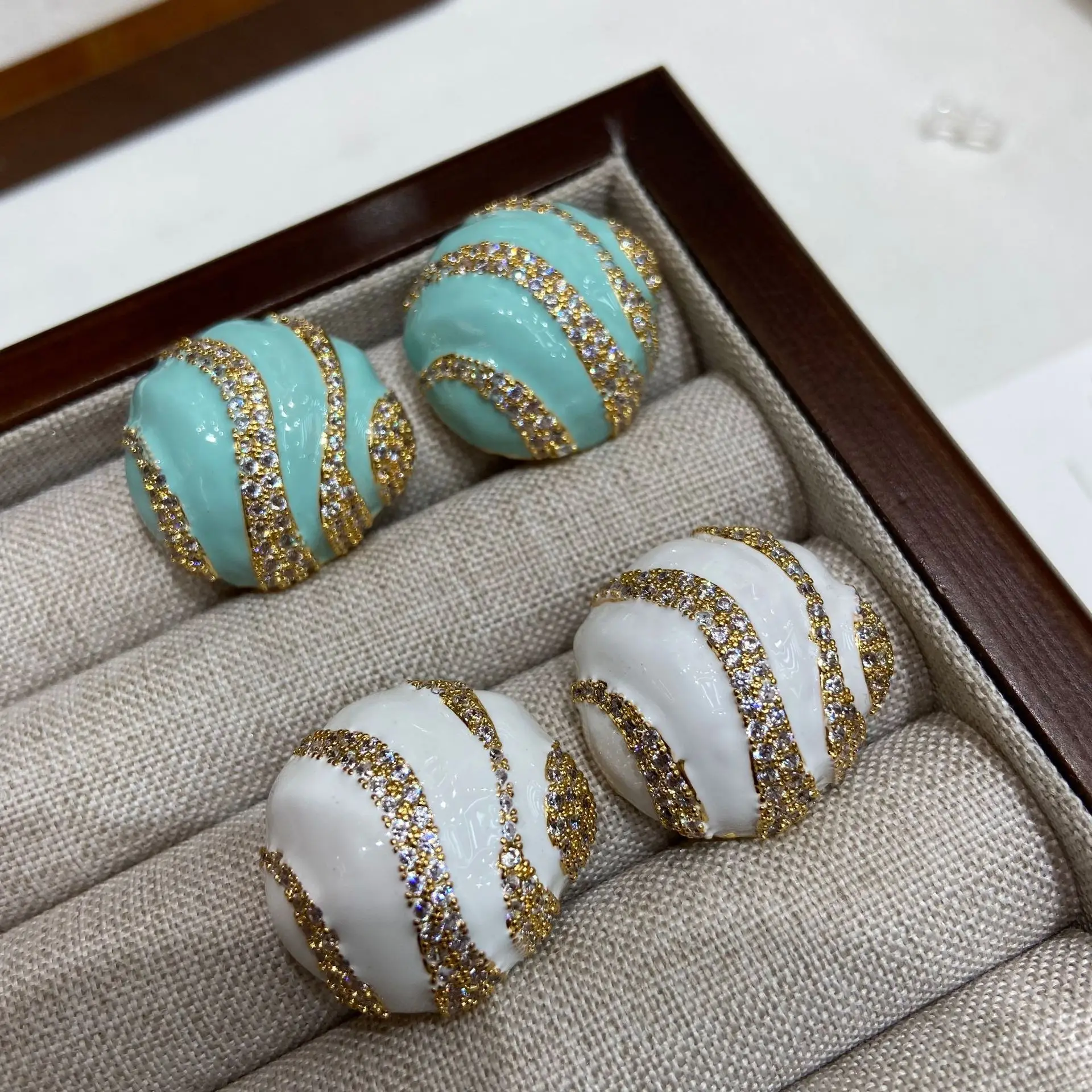 

Vintage Sky Blue Enamel Earrings Bronze 18K Gold-Plated Jewelry Classic Style for Fashion Lovers