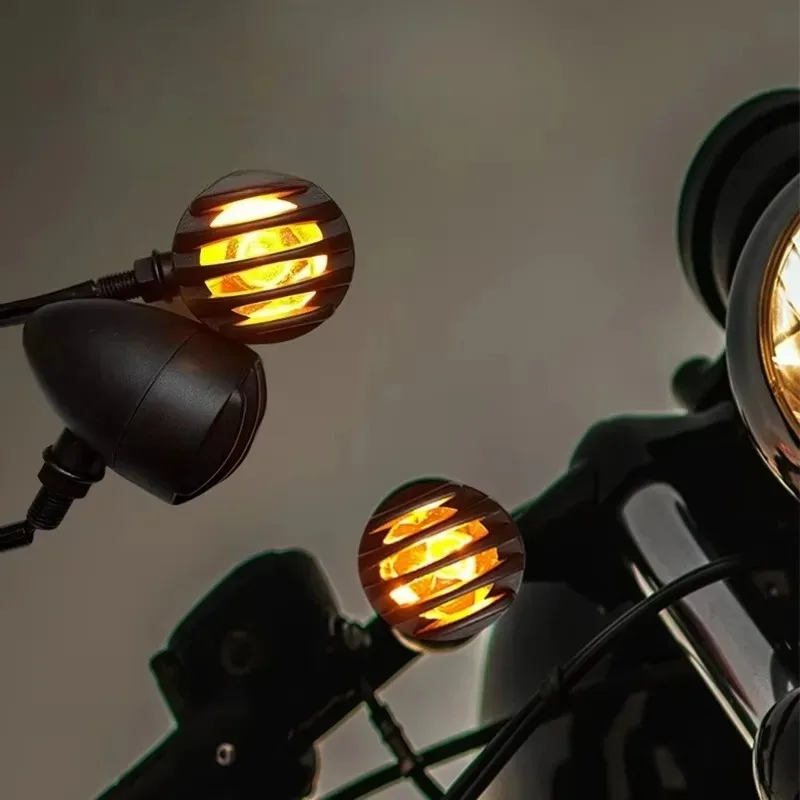 2 قطعة ل مقهى المتسابق سوزوكي جديد دراجة نارية بدوره أضواء الإشارة شواء رصاصة مؤشر 12 فولت العنبر الجبهة لمبة خلفية