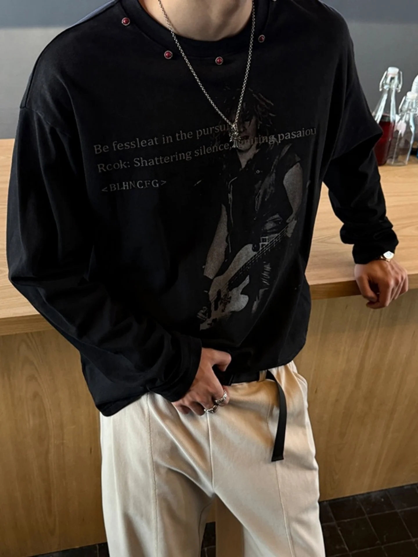 Retro American Rock Print Long Sleeve T-Shirt Men's Rivet Decorated Punk Loose round Neck Base Sweatshirt Youth Trend Spring